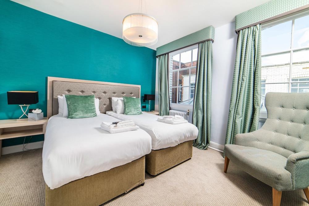 ルーズ Pelham House Bed & Breakfast エクステリア 写真