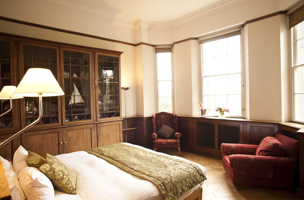 ルーズ Pelham House Bed & Breakfast エクステリア 写真