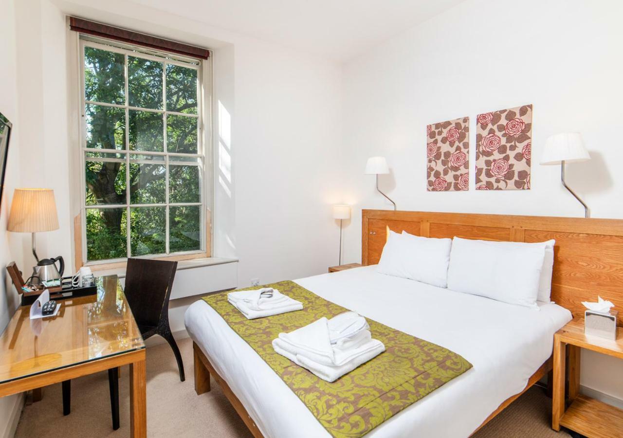 ルーズ Pelham House Bed & Breakfast 部屋 写真
