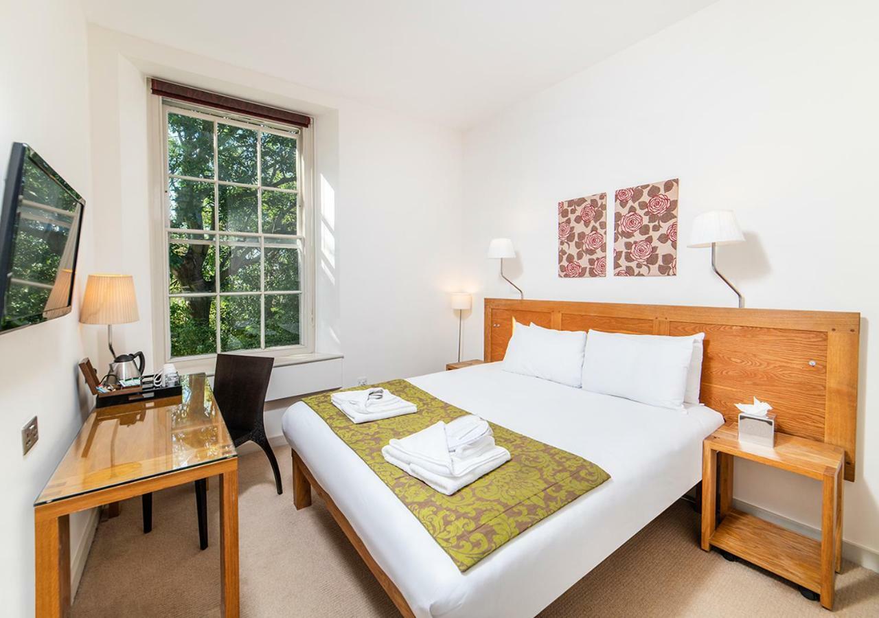 ルーズ Pelham House Bed & Breakfast エクステリア 写真